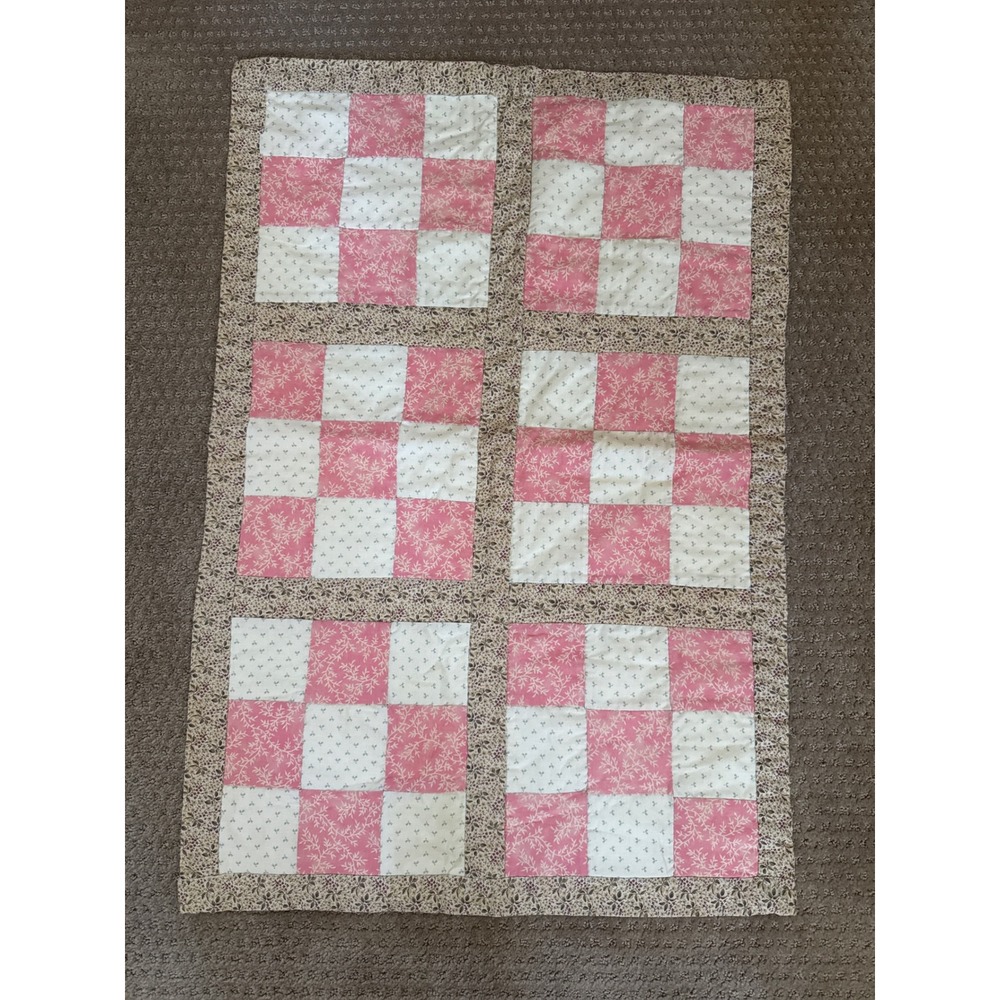 Handmade Patchwork Quilt Wall Hanging Pink Floral Nine Patch Country Decor 32x21